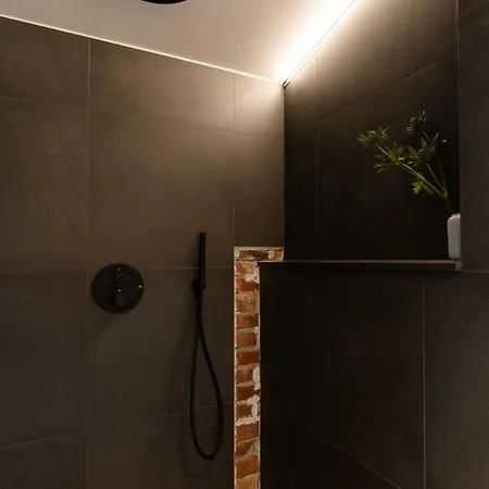 Jannseni Premium Penthouse I Sauna I Free Parking *