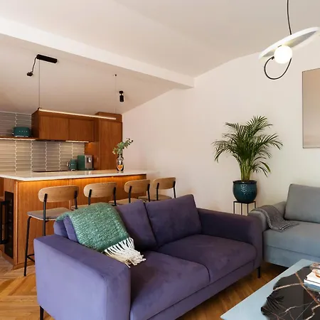 Jannseni Premium Penthouse I Sauna I Free Parking Lägenhet *